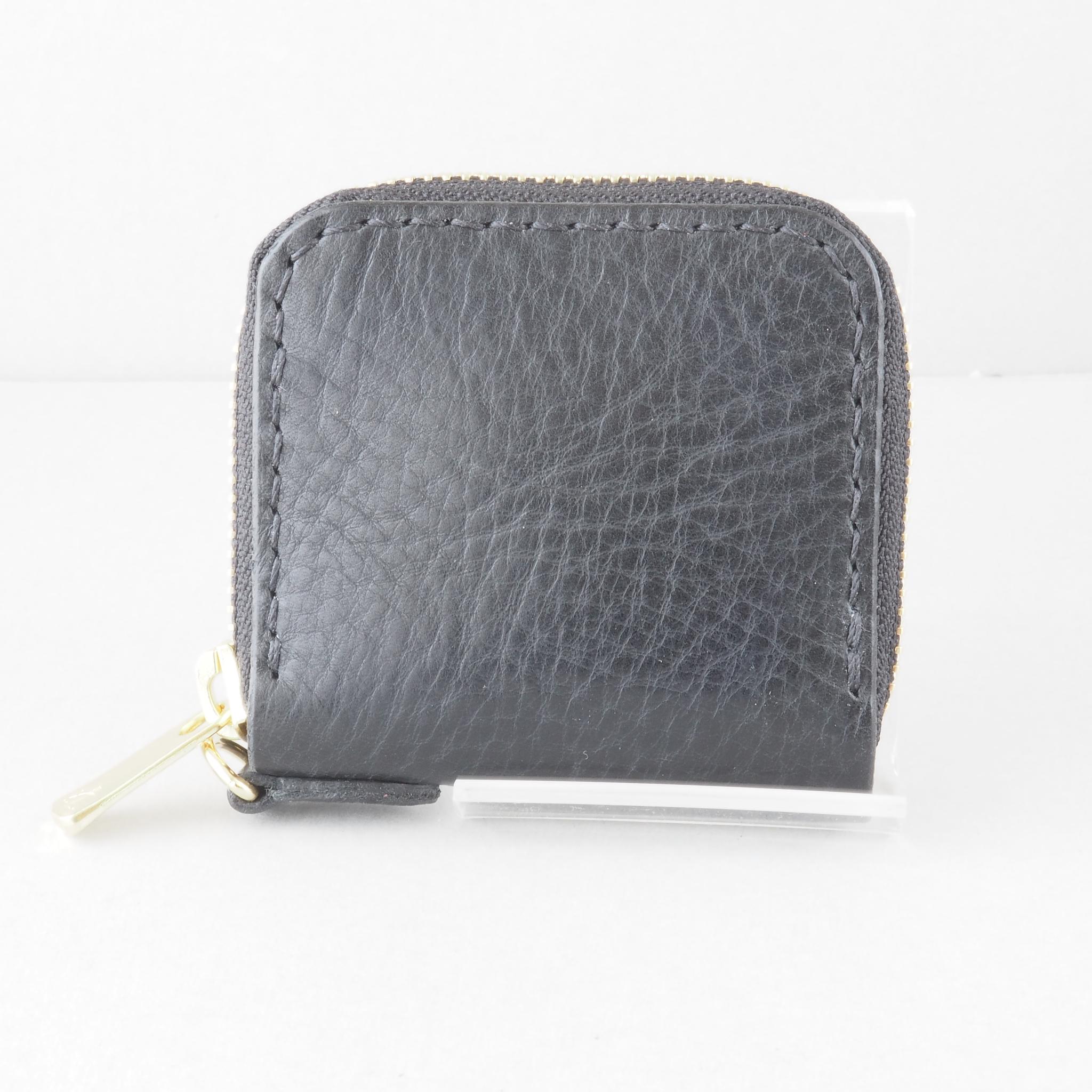 イタリアンレザー ネロとリネアヴァスカボックス フラゴラを使ったラウンドファスナー コインケース