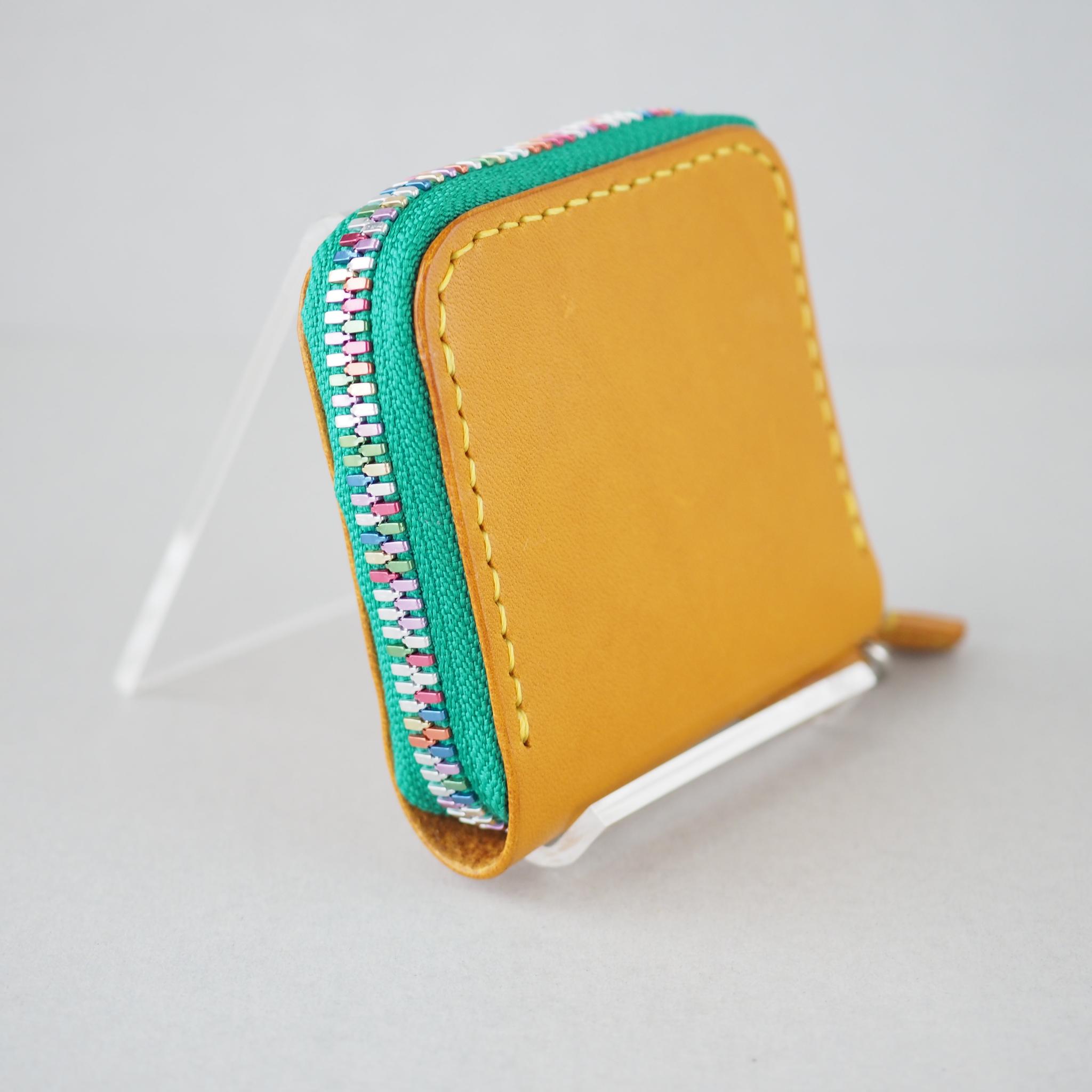 イタリアンレザー（クラストとリネア ヴァスカ ボックス）を使ったL字型ファスナー財布 | 3枚目