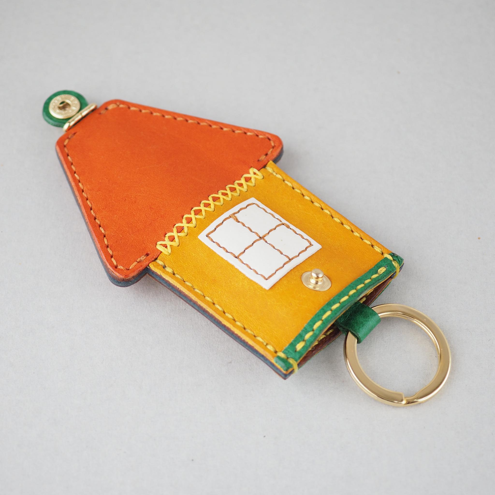 [受注制作] イタリアンレザーを使った「ハウス型キーケース」 | 4枚目