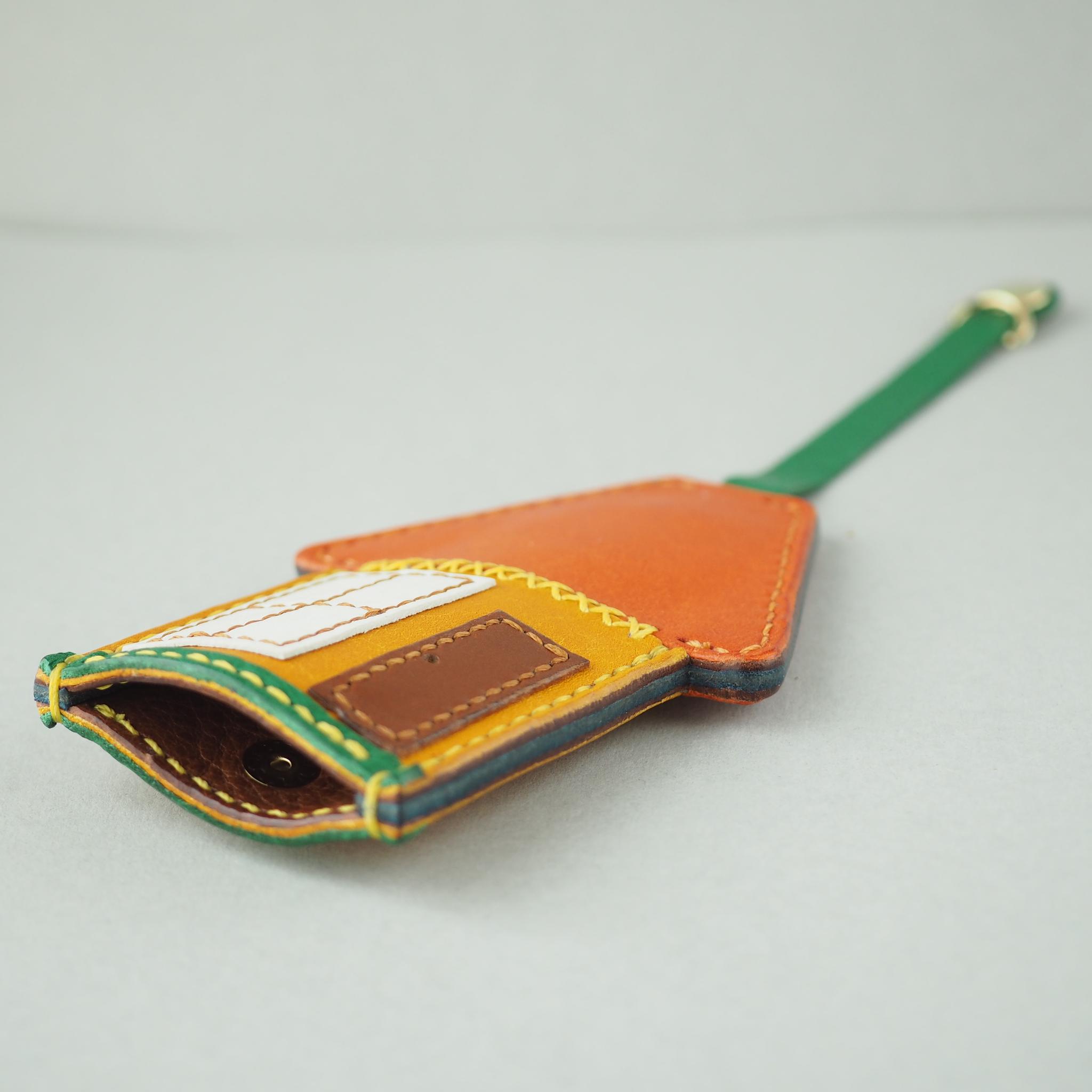 [受注制作] イタリアンレザーを使った「ハウス型キーケース」 | 7枚目