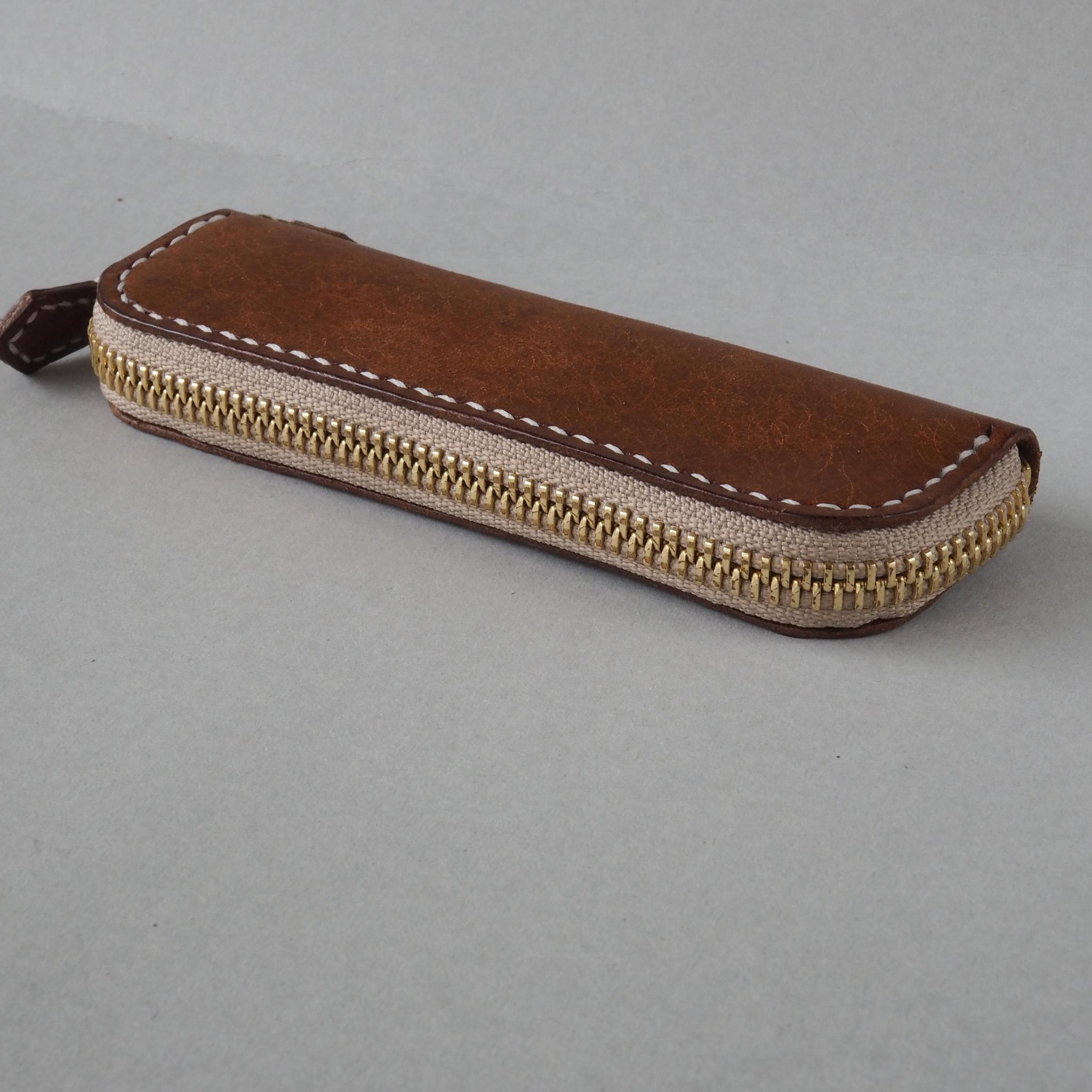 [受注制作]イタリアンレザー （マルゴー ブラウン）を使ったラウンドファスナー 回転式キーケース | 6枚目